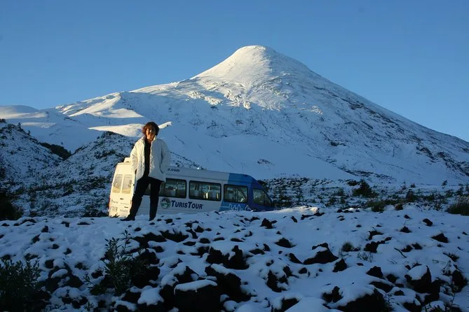 Al pie del Volcán Osorno en invierno — excursión desde Puerto Varas