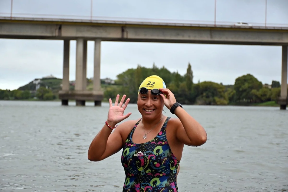 Iara Arias, la nadadora de Viedma que hace podio en aguas heladas