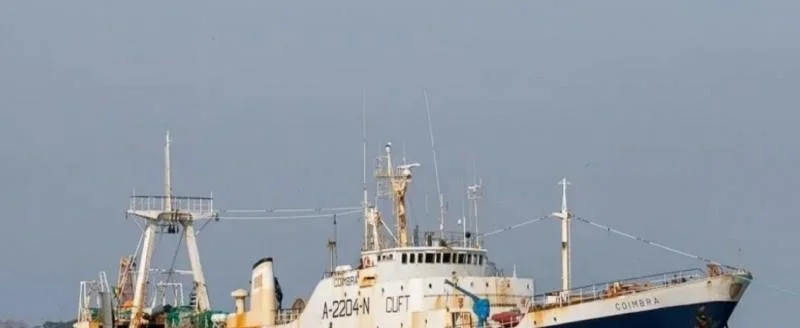 Detectan buque extranjero pescando ilegalmente dentro de la Zona Económica Exclusiva Argentina