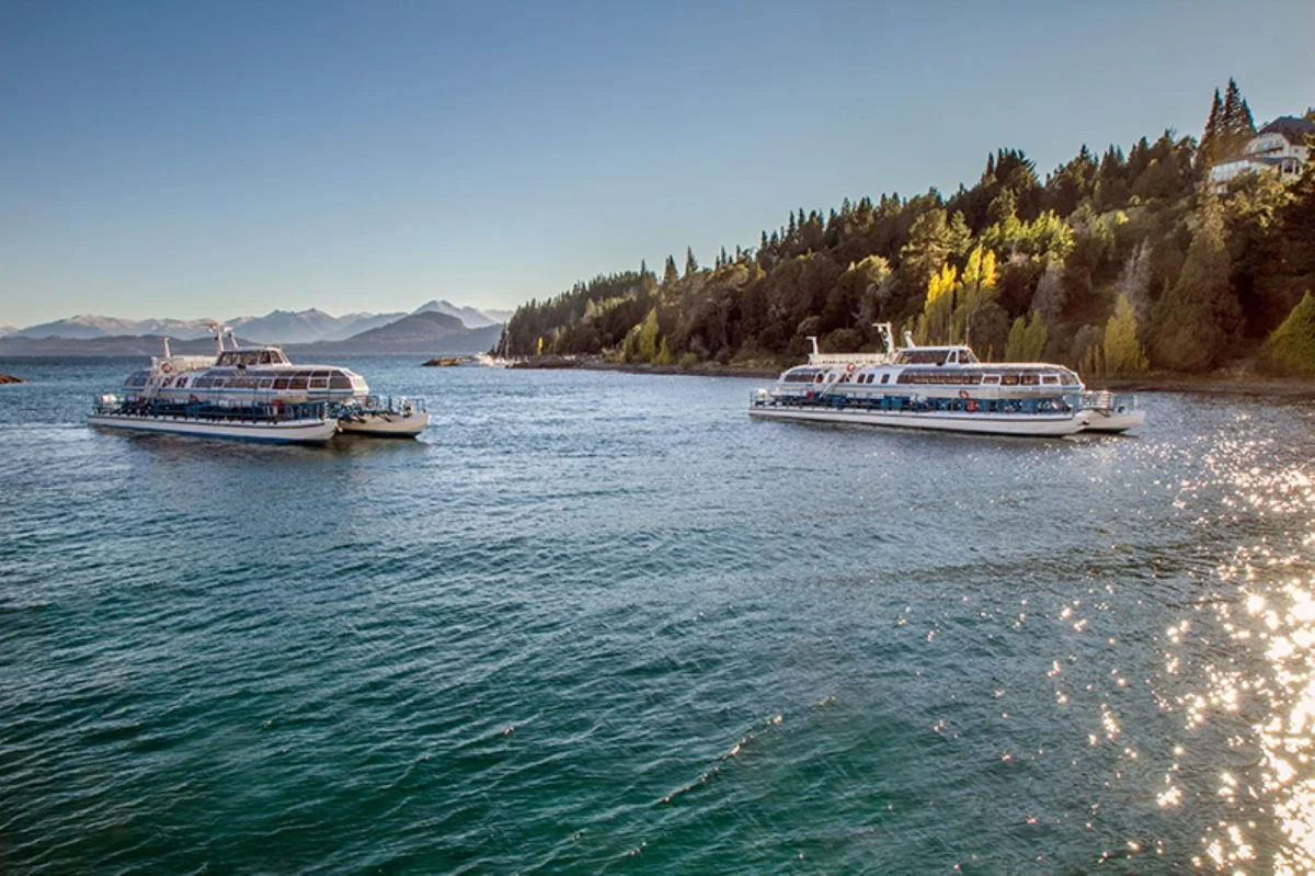 Navegar el Nahuel Huapi: el paseo que nunca se repite igual