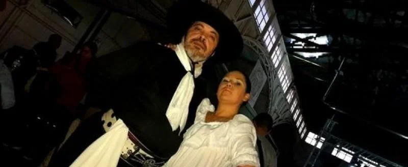 Peña folclórica a cielo abierto reúne a la comunidad santacruceña