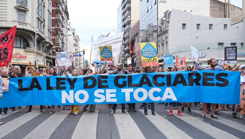 Santa Cruz respalda la reforma de la Ley de Glaciares y desafía al Poder Judicial