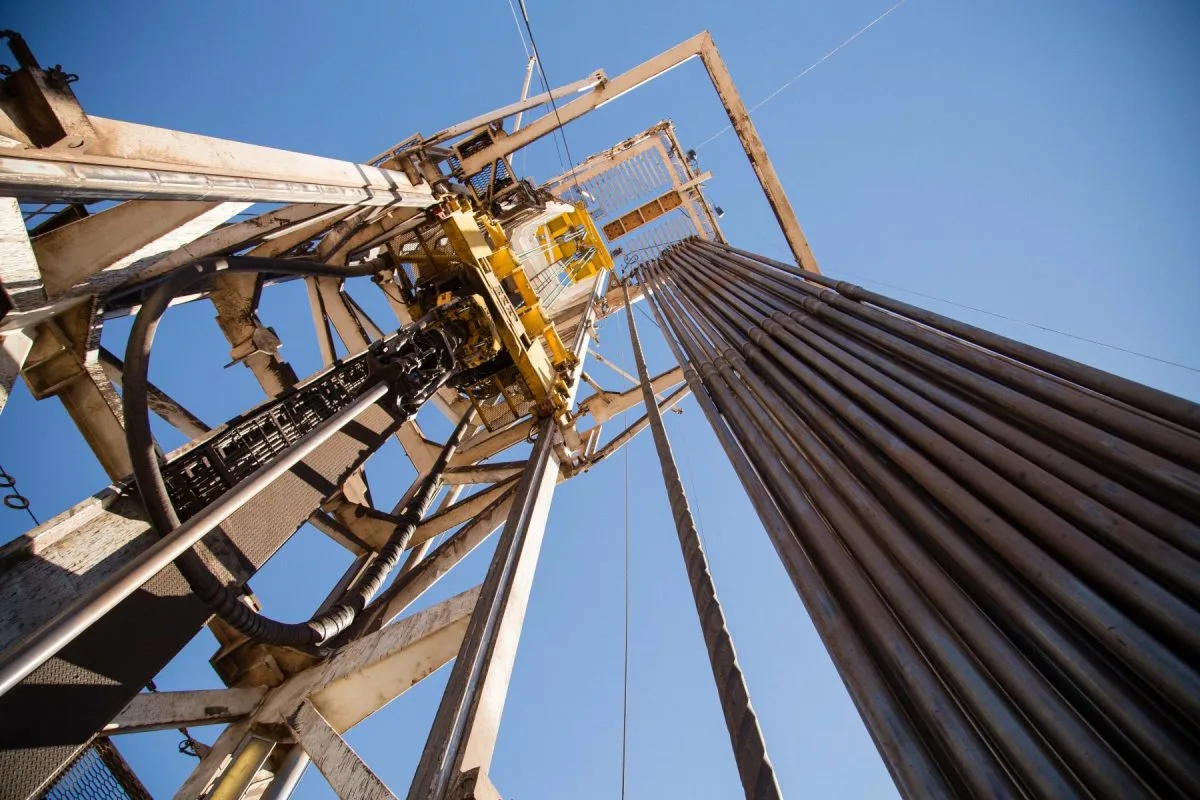 Vaca Muerta empuja producción petrolera argentina a récord histórico
