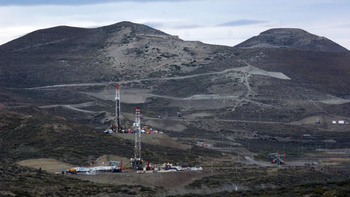 USD 12.000 millones para revivir el corazón petrolero de la Patagonia