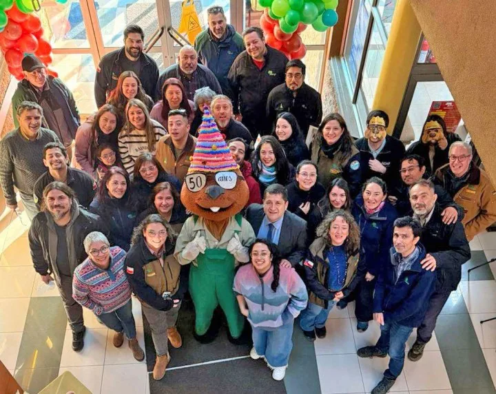 Forestín cumple 50 años y recorre Magallanes en una gira histórica