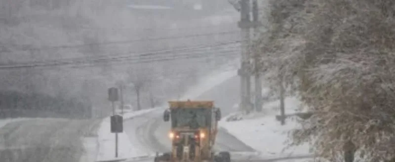 Alerta amarilla en Santa Cruz: vientos y nevadas complican la transitabilidad