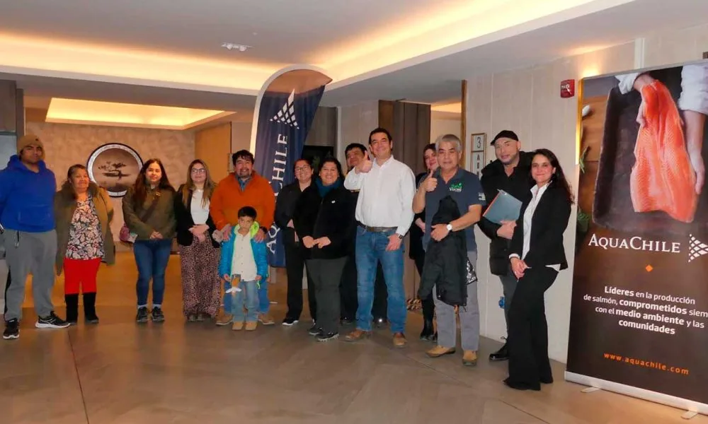 Becas Kawésqar: AquaChile acompaña la educación de un pueblo que resiste