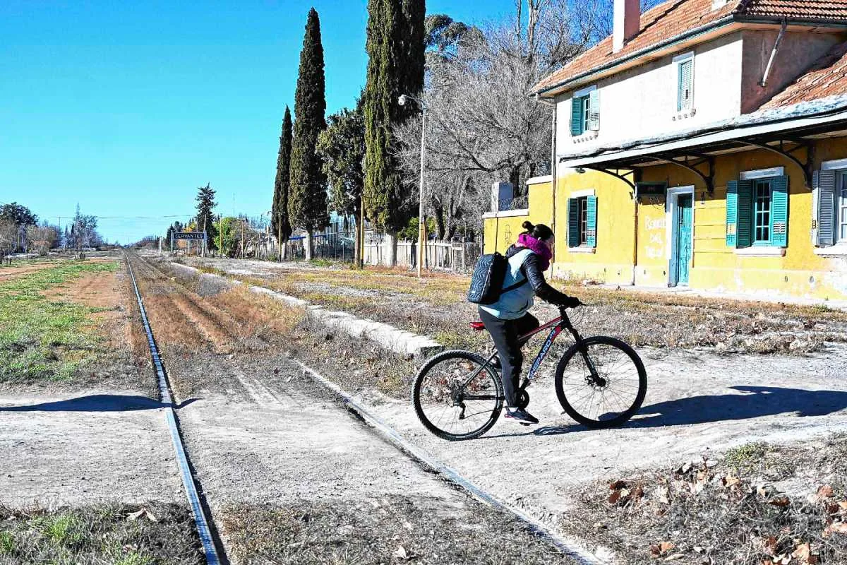 Tren del Valle quiere llegar a Chichinales: Cipolletti-Roca, el tramo más viable