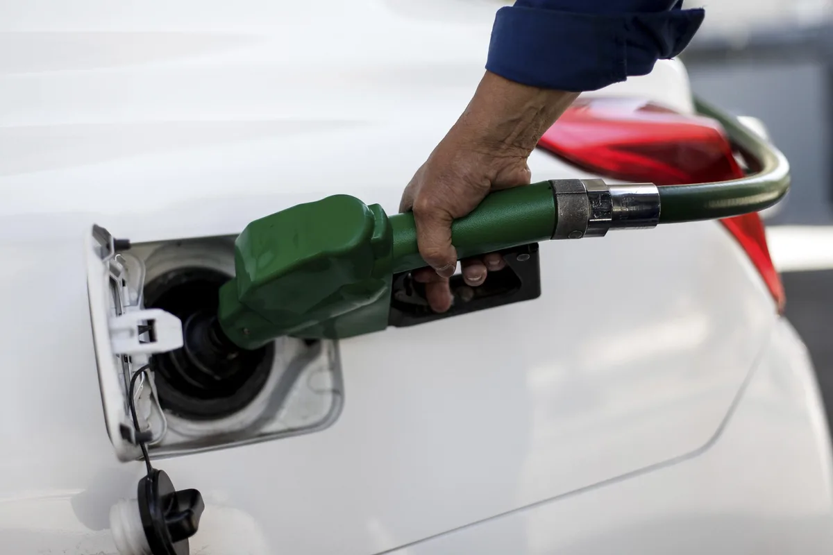 Baja el diésel en Chile: alivio concreto para la economía patagónica