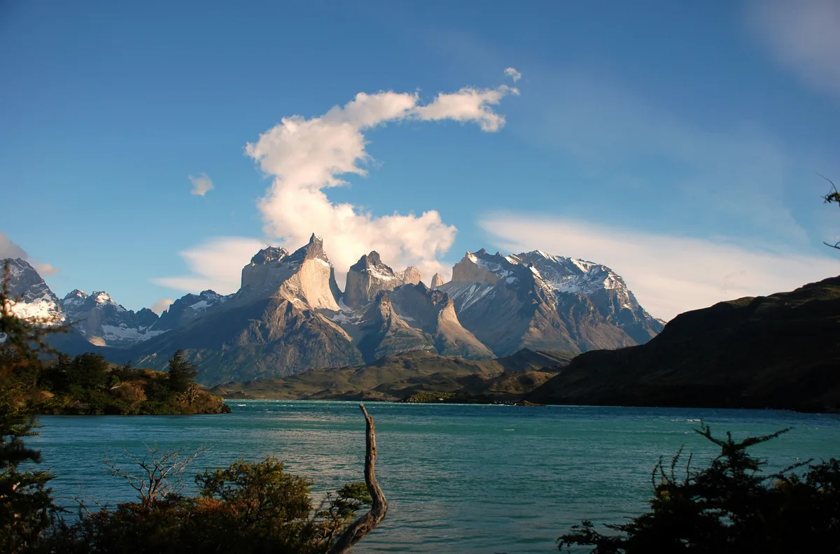 Río Gallegos y Bariloche salieron a las calles contra la ley de tierras