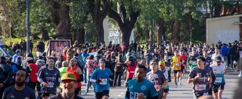 Chubut en la ruta: apoyo a 120 corredores en el Medio Maratón
