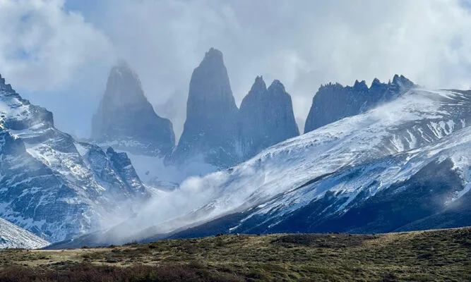 Torres del Paine extiende exigencia de guía para senderos por clima