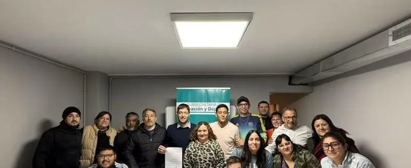 Apoyo económico a clubes deportivos de Puerto Deseado
