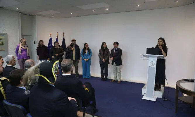 Magallanes: exponen dibujos de expediciones británicas en el estrecho