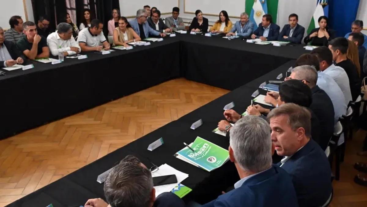Río Negro reparte $12.347 millones en compensaciones a municipios