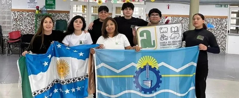 Chubut lleva diez estudiantes de robótica a la final nacional en Neuquén