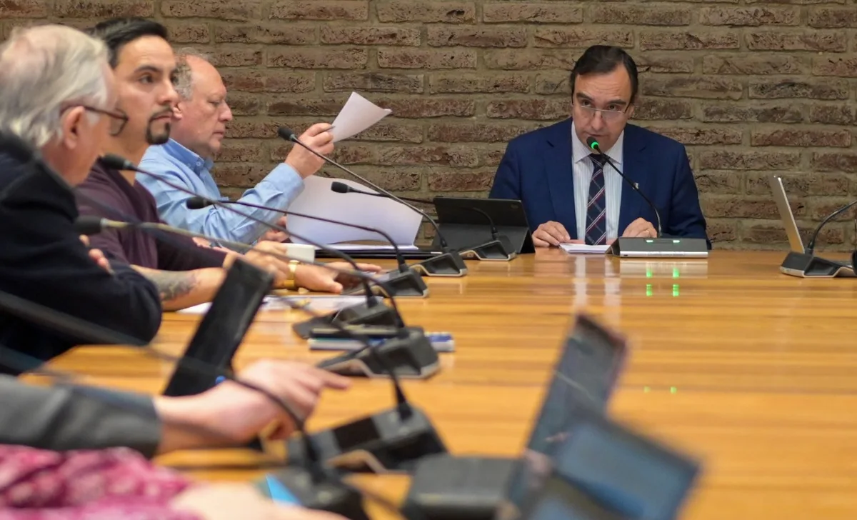 Magallanes aprueba $8.000 millones para reducir listas de espera