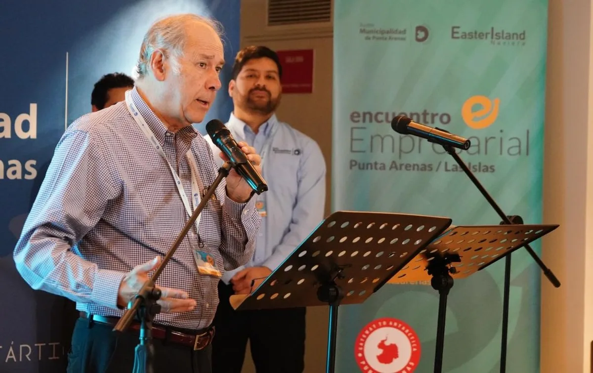 Empresarios de islas Falkland buscan reanudar logística en Punta Arenas