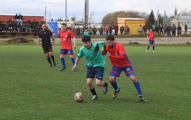 Barrio Sur, Puerto Natales y 18 de Septiembre avanzan a semifinales regionales