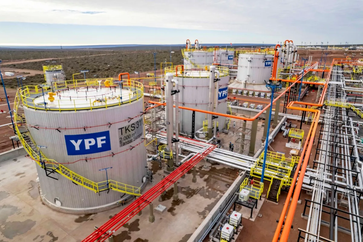 YPF acelera el Hub Sur de Vaca Muerta con obra clave