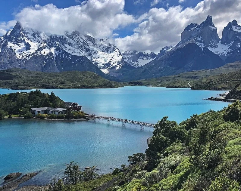 Lago Pehoé y los Cuernos del Paine